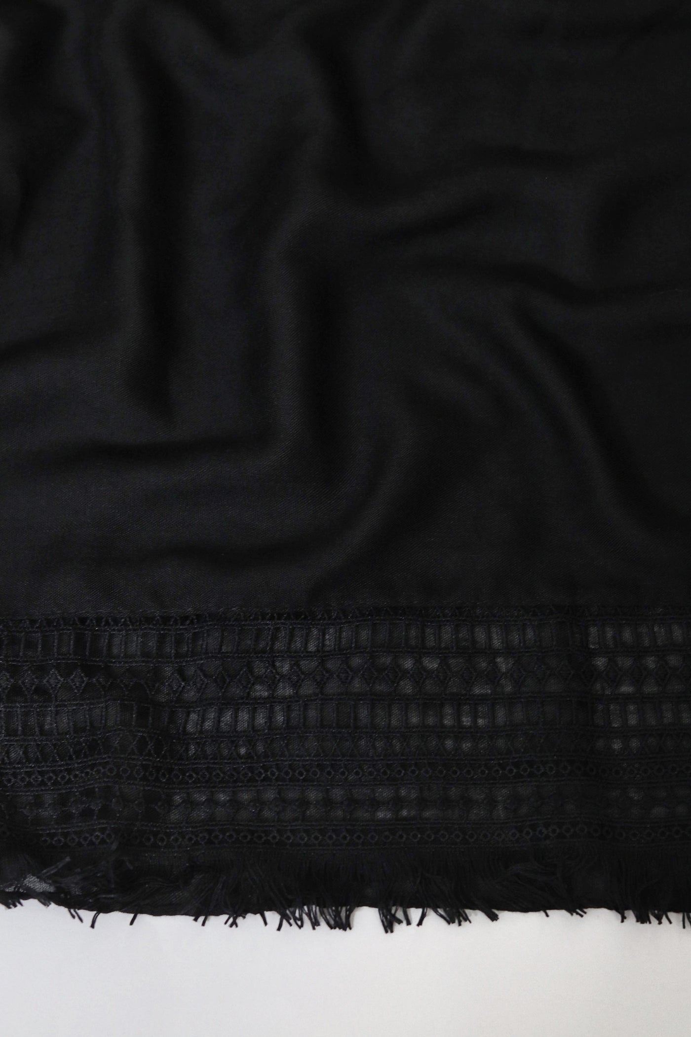 Lace Viscose - Jet Black