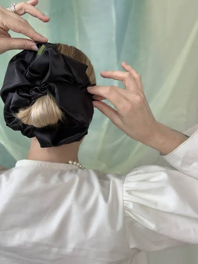 Volumizing Satin Scrunchie - Black